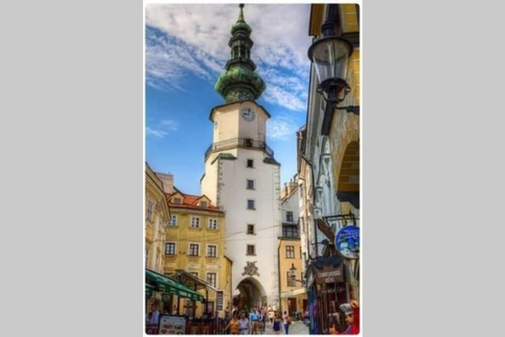 Boutique Flat In Old Town Lejlighed Bratislava Eksteriør billede